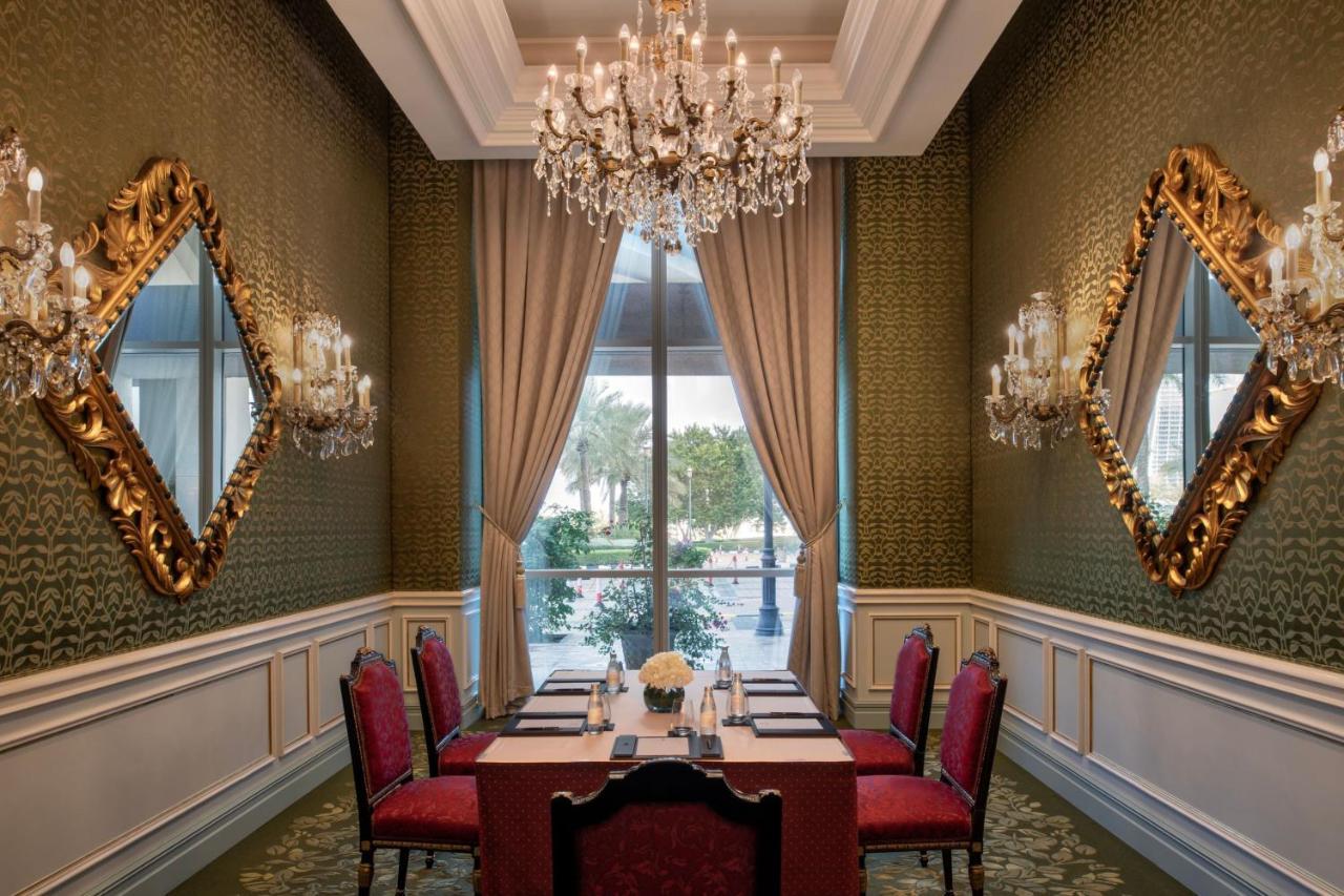 The Ritz-carlton, Hotel