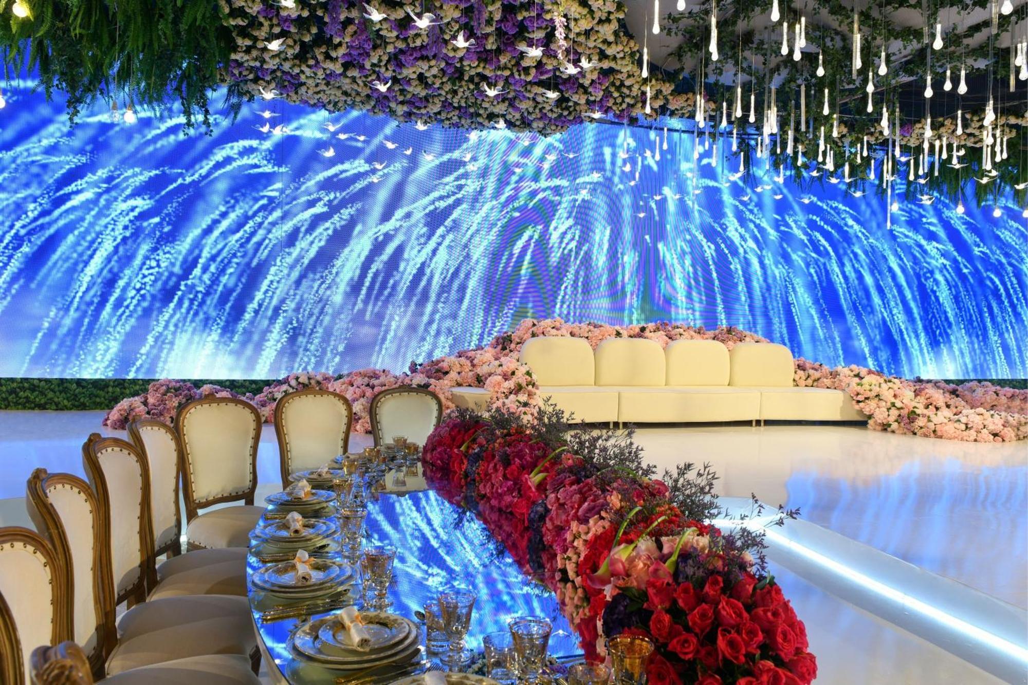 The Ritz-carlton, Hotel