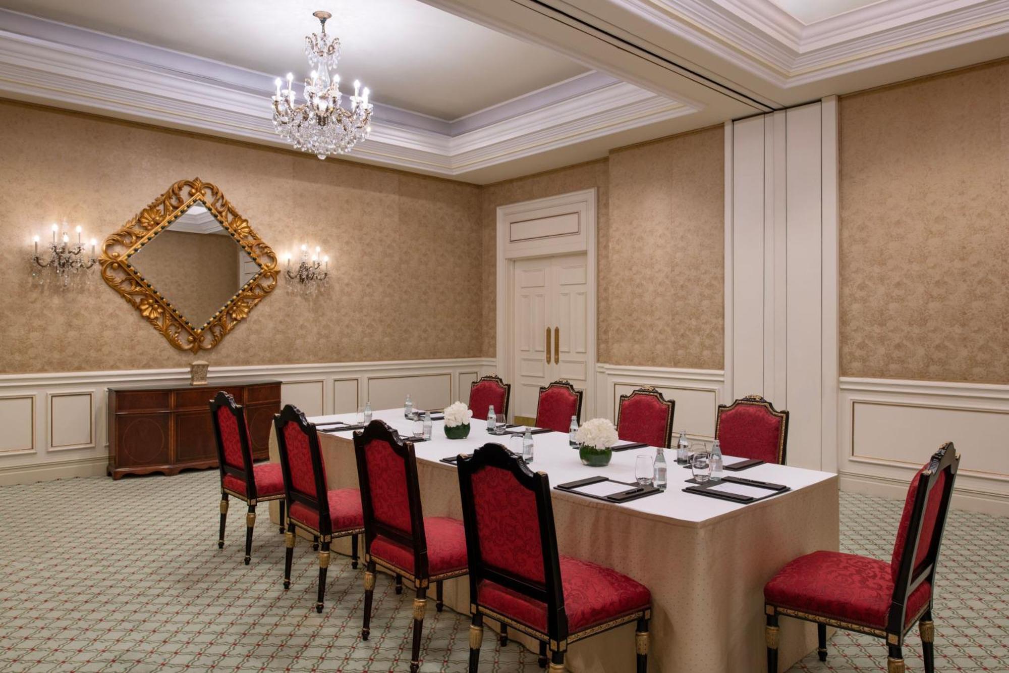 The Ritz-carlton, 5* Doha