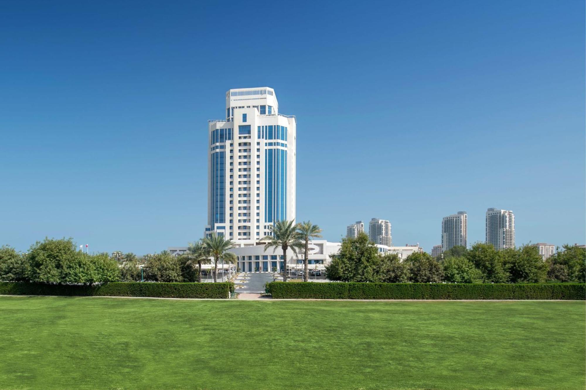 The Ritz-carlton, Hotel 5*