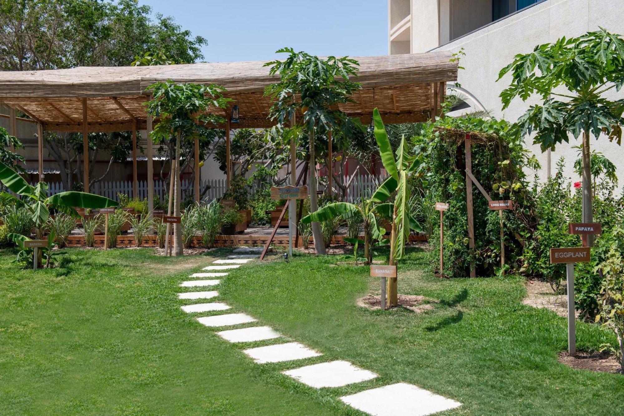 The Ritz-carlton, Hotel 5*