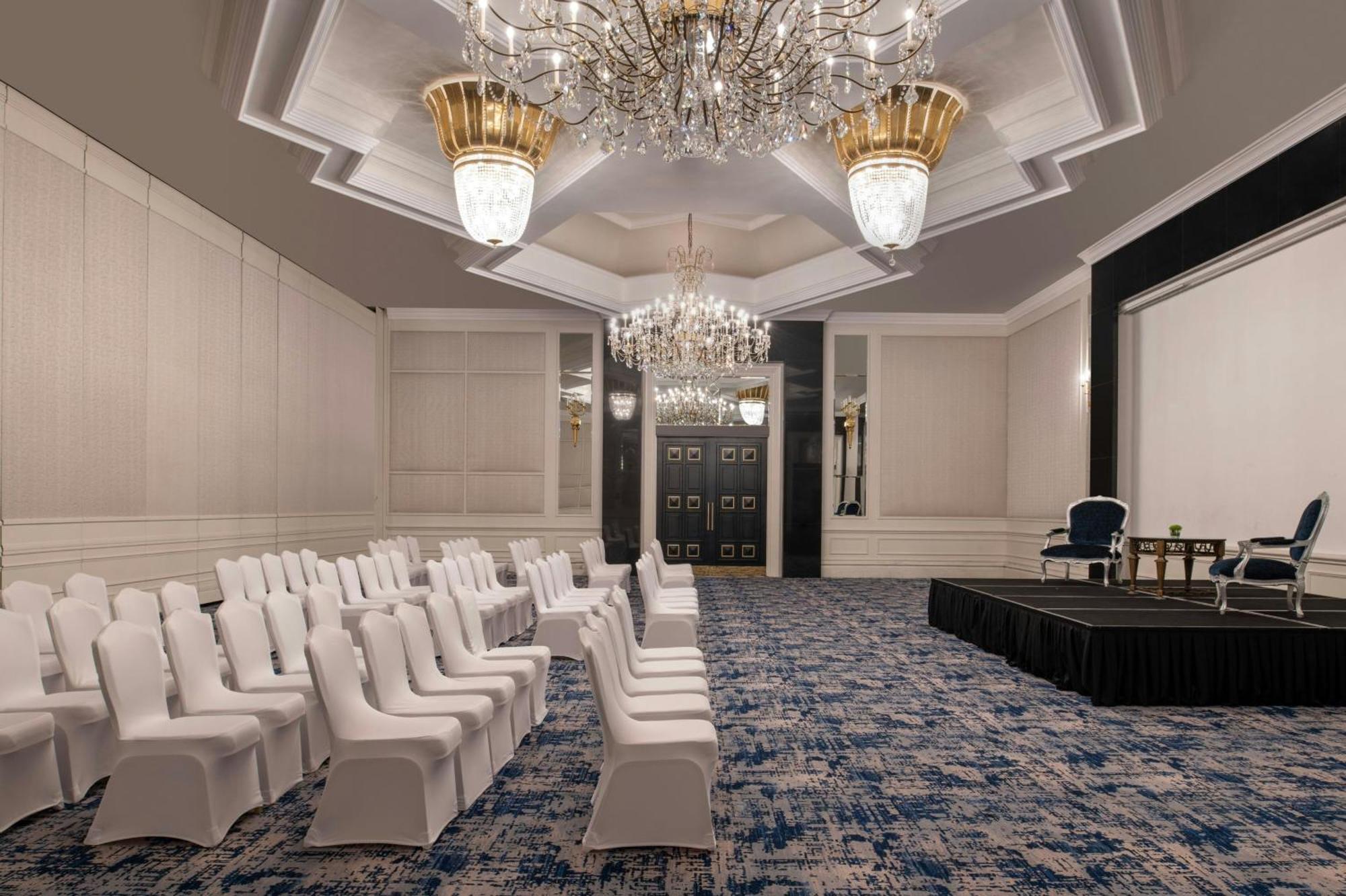 Hotel The Ritz-carlton, 5*